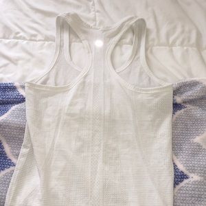 Lululemon White breathable tank top